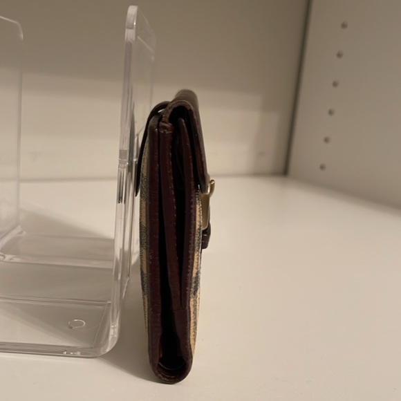 Burberry wallet - Picture 8 of 11